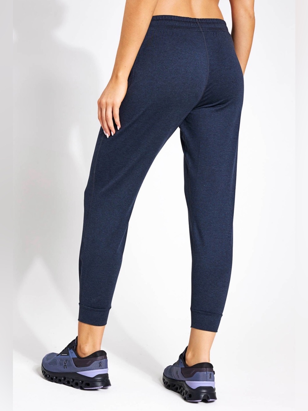 Vuori Performance Jogger Women’s Small Midnight Heather VGUC - Picture 4 of 11